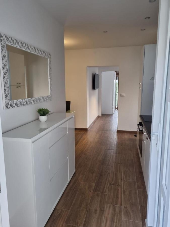 Angel Wing Apartmant Duće Eksteriør bilde